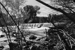I made this capture of the Mexican Dam with the Fuji X100V and the Tri-X 400 film simulation. The capture was at f/8.